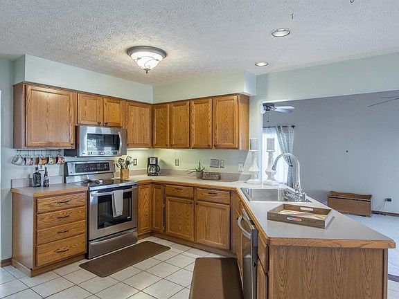 5th image of 2390 Oakthorpe Dr