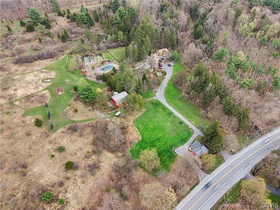 5th image of 8867 Cazenovia Rd