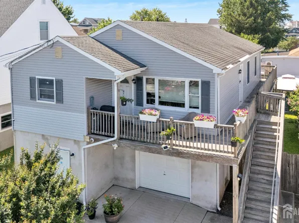 23 Seaview Ave, Keansburg, NJ 07734