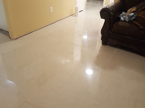 4th image of 214 E Cedarwood Cir