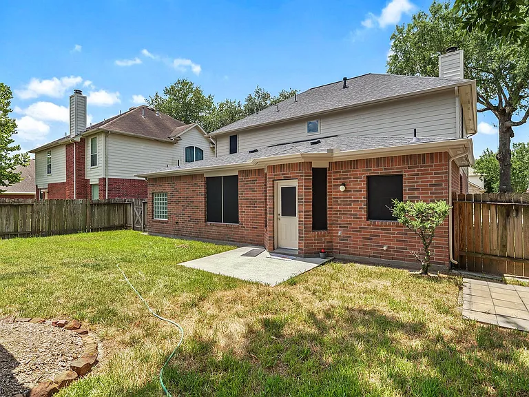18614 Atasca South Dr — Photo 25