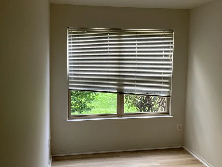 1729 Ascot Way #B — Photo 8