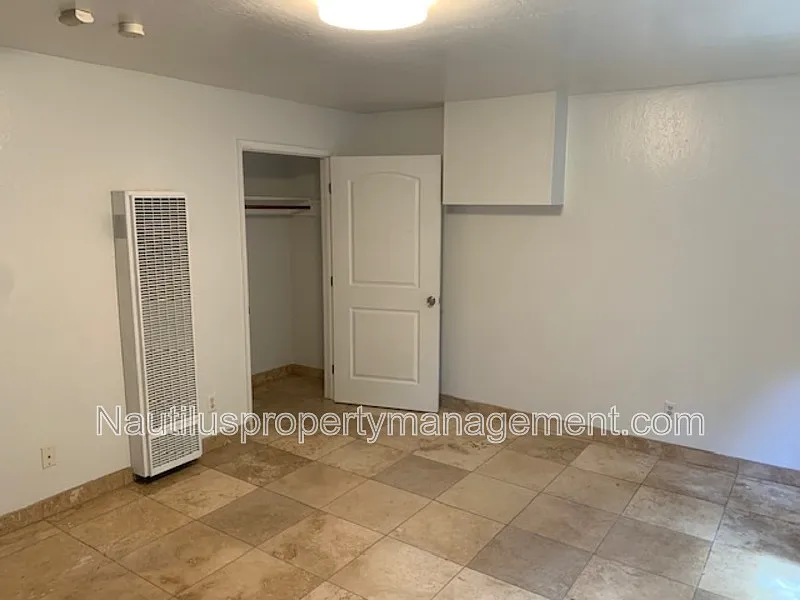 1 bed, 1.0 bath, 425 sqft, $2,100 — Photo 3