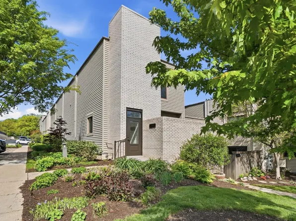 2388 Dana Ave, Cincinnati, OH 45208