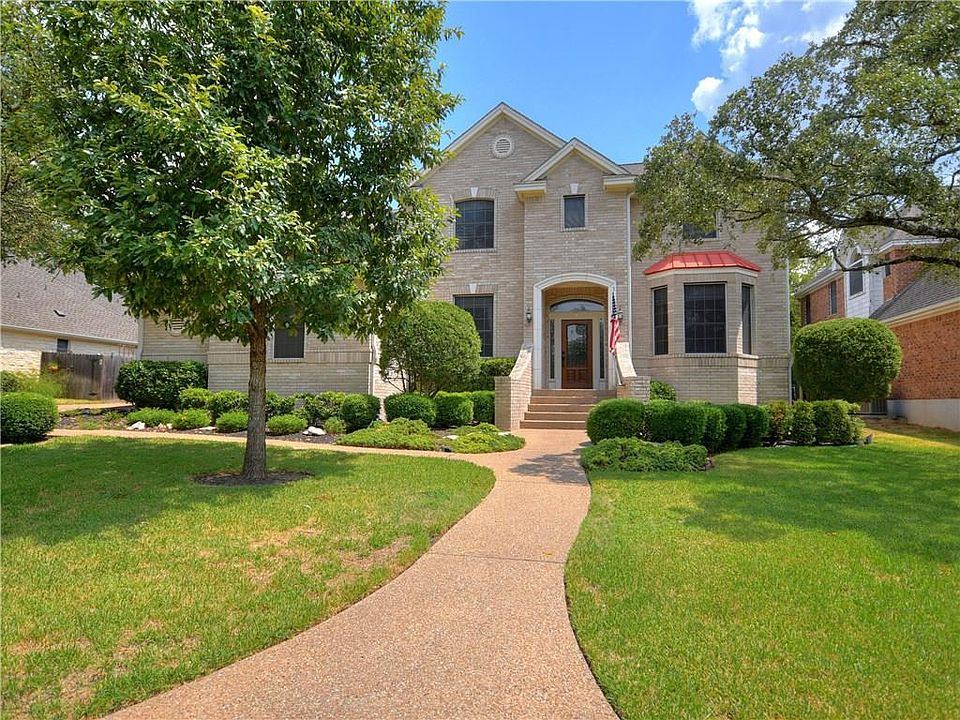 1st image of 7905 High Hollow Dr