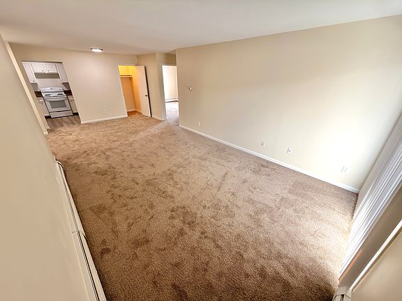 5th image of 11O Anthony Rd #36-B
