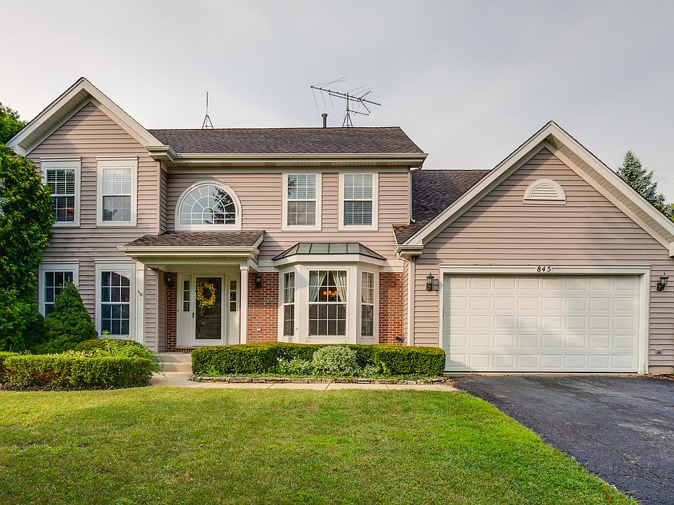 1st image of 845 Deep Woods Ct