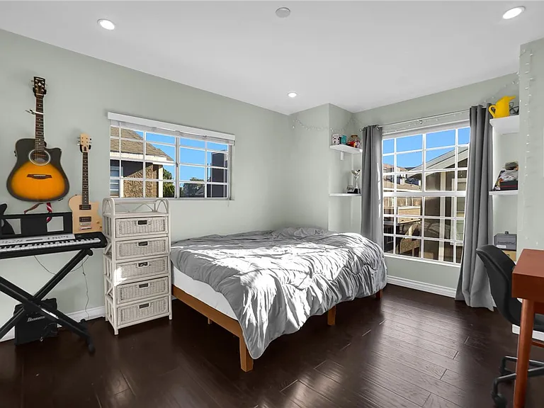 1304 S Mayflower Ave #A — Photo 7