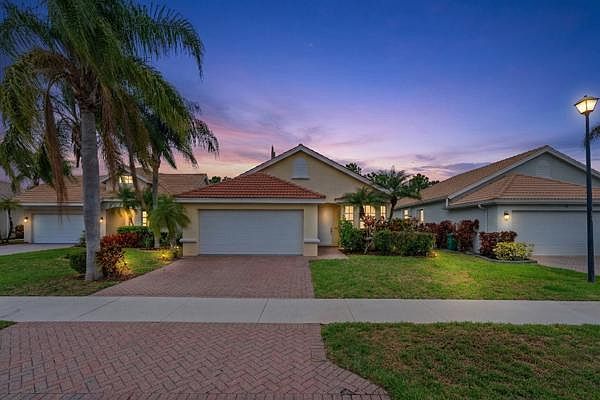 1st image of 808 SW Munjack Circle