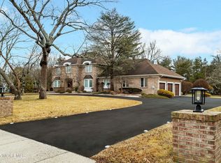179 Lamdan Ln, Toms River, NJ 08753