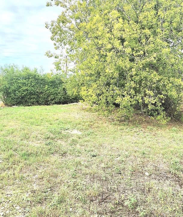 2nd image of 703 NW 34th St LOT N