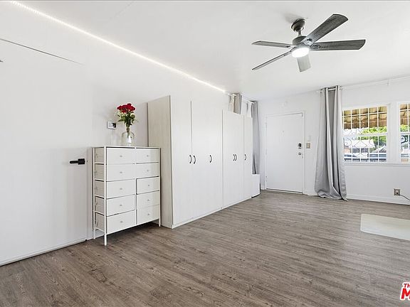 5th image of 1232 W 74th St