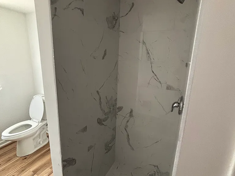 10 North Ave — Photo 8