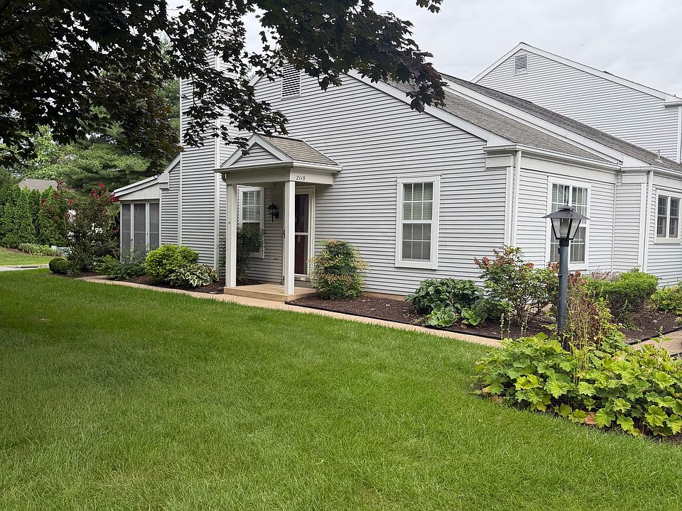 1st image of 2115 Wexford Rd