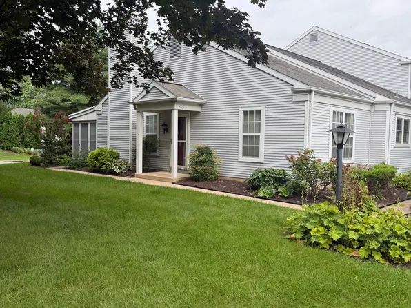 2115 Wexford Rd, Palmyra, PA 17078