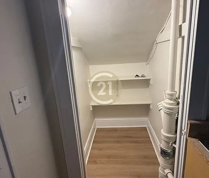 751 Shirley Ave #3 — Photo 5