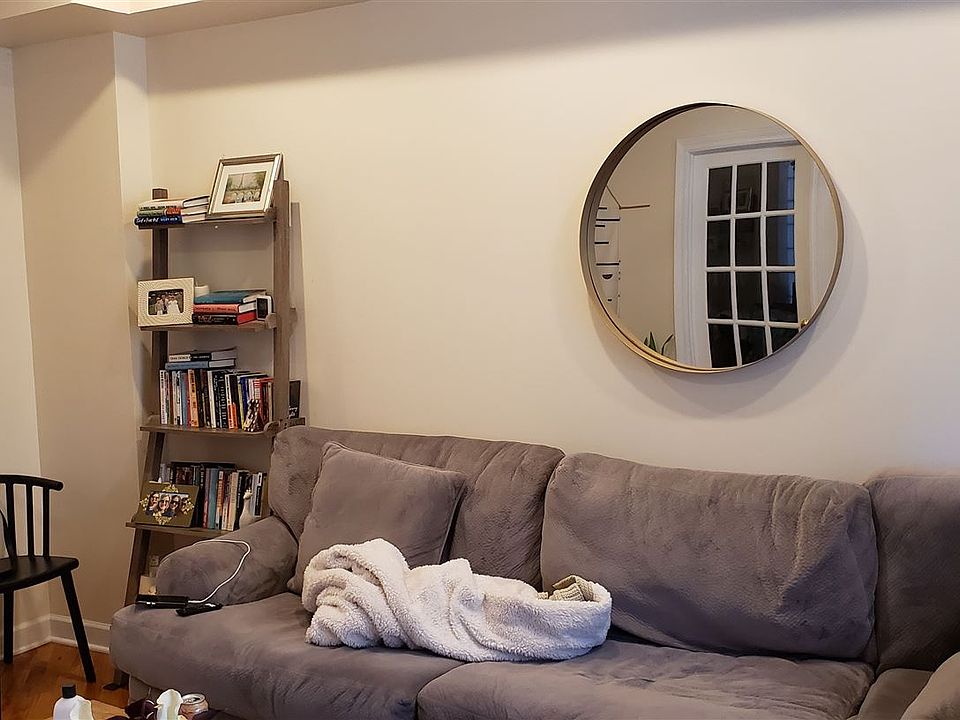 2 Living room SE