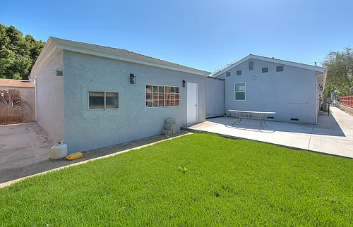 24600 Cypress St Photo 1