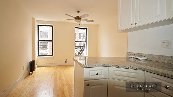 Rented by BRICK & GALO REALTY CORP | media 10