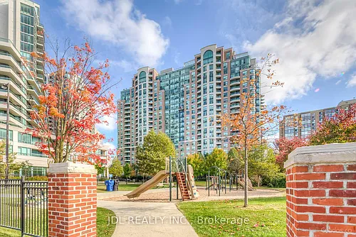 23 Lorraine Dr #907 Photo 1