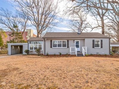 2221 Oak Hill Dr, Greensboro, NC, 27408