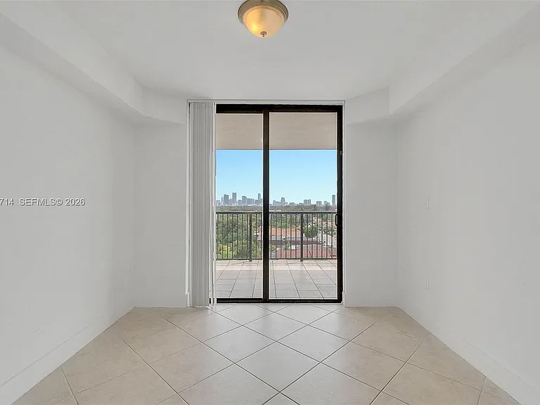 1690 SW 27th Ave #805 — Photo 16
