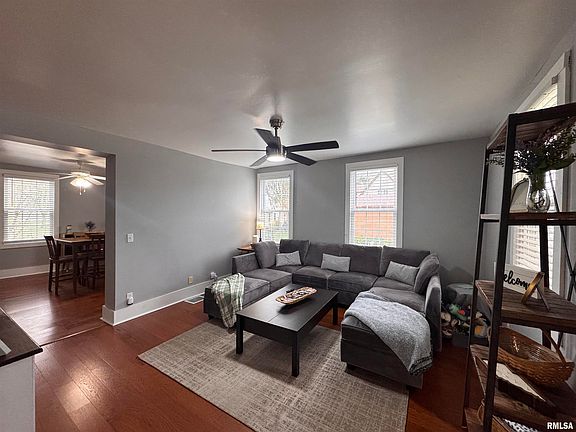 5th image of 216 S College St