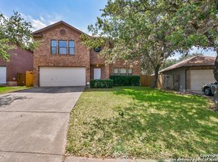6106 Border Trail Dr, San Antonio, TX 78240
