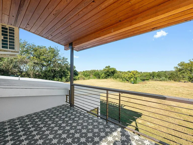 1802 Man O War Dr — Photo 22