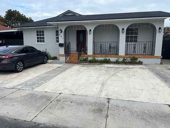 2nd image of 501 NW 32nd Pl