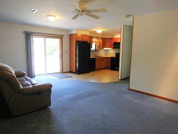 2nd image of 408 Fairview Dr