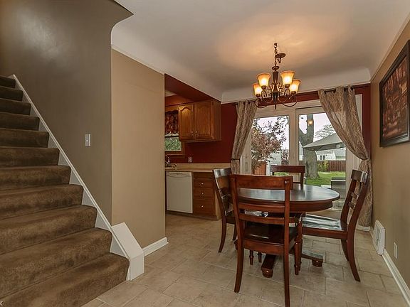 4th image of 28911 W Willowick Dr