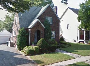 83 Maple St, Rutherford, NJ 07070