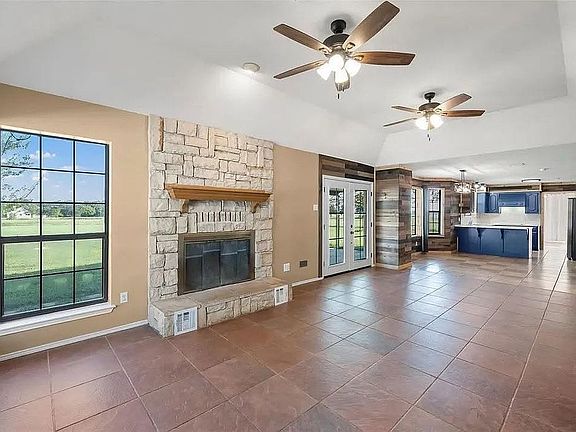 5th image of 2736 E Old Axtell Rd