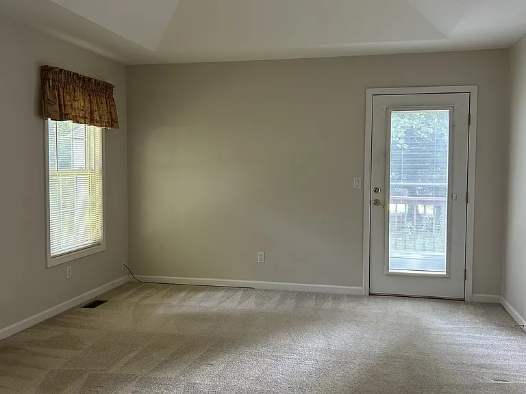 193 Berkshire Loop — Photo 22