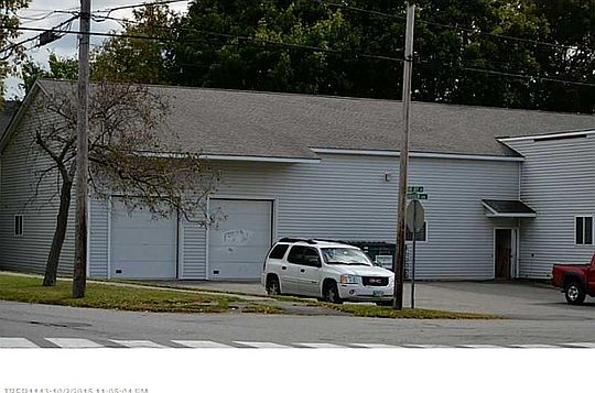 2nd image of 207 Parkview Ave