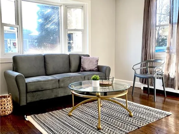 167 Sharon St, Providence, RI 02908