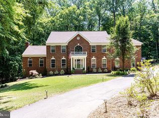 10375 Bear Creek Dr, Manassas, VA 20111