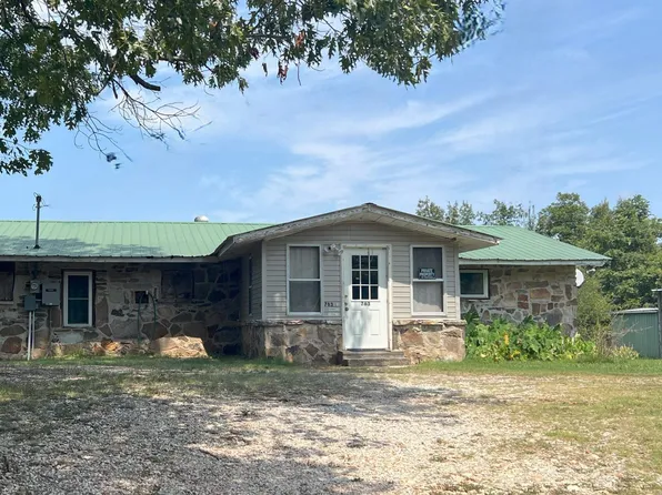 763 Spring Creek Rd, Big Flat, AR 72617