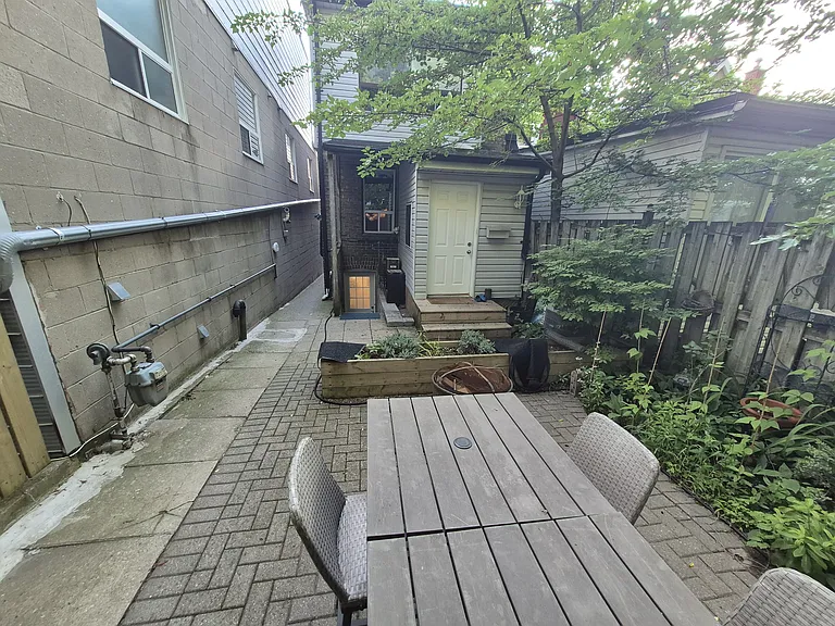 1191 Woodbine Ave #BASEMENT — Photo 22