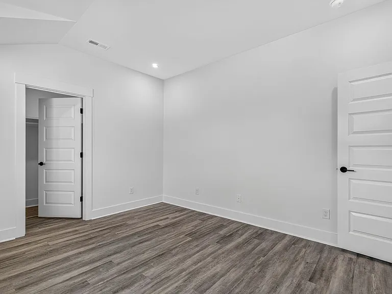 405 Oak Hammock Ct — Photo 50