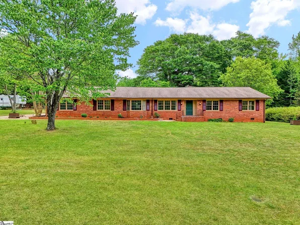 18 Patrol Club Rd, Greenville, SC 29609