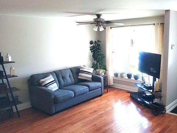 4th image of 703 Aberdeen St