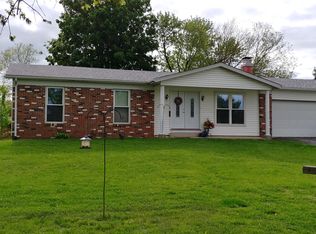 413 E Oak St, New Baden, IL