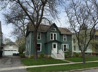 18 Perry Pl, Canandaigua, NY 14424