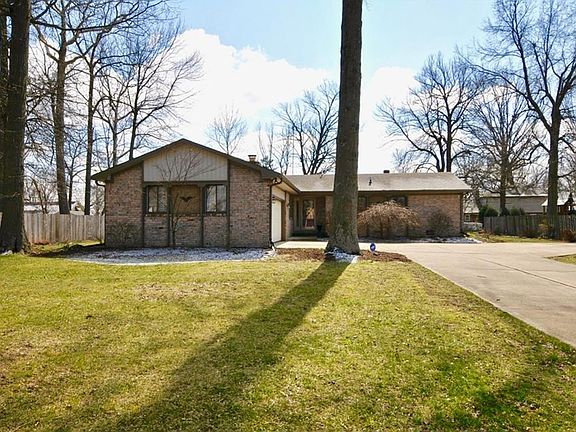 2nd image of 23 Fairwood Dr