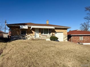 9421 Dickerson Dr, Saint Louis, MO 63136