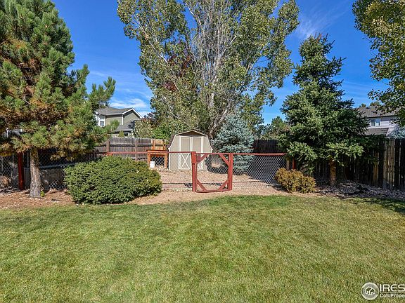 5th image of 406 Tuckaway Ct