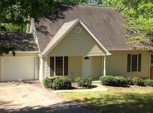 14058 E Camelia Ln, Seneca, SC 29678