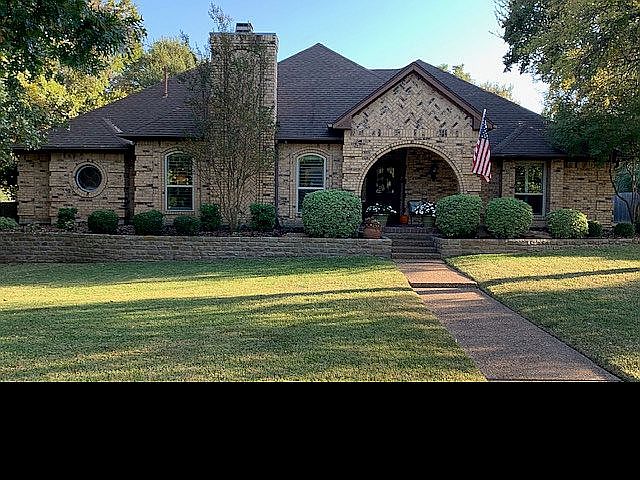 1st image of 1516 Rosewood Dr